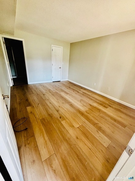 Building Photo - 46 Little Oak Ln