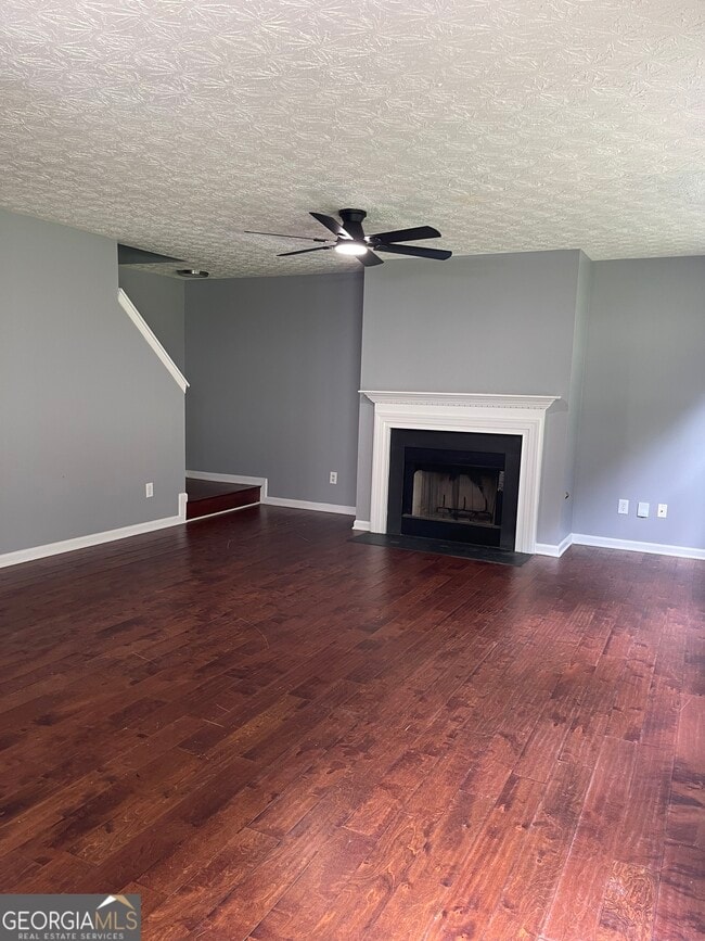 Building Photo - 116 Village Trce