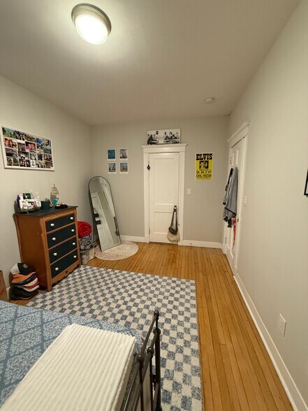 Building Photo - 22 Farrington Ave