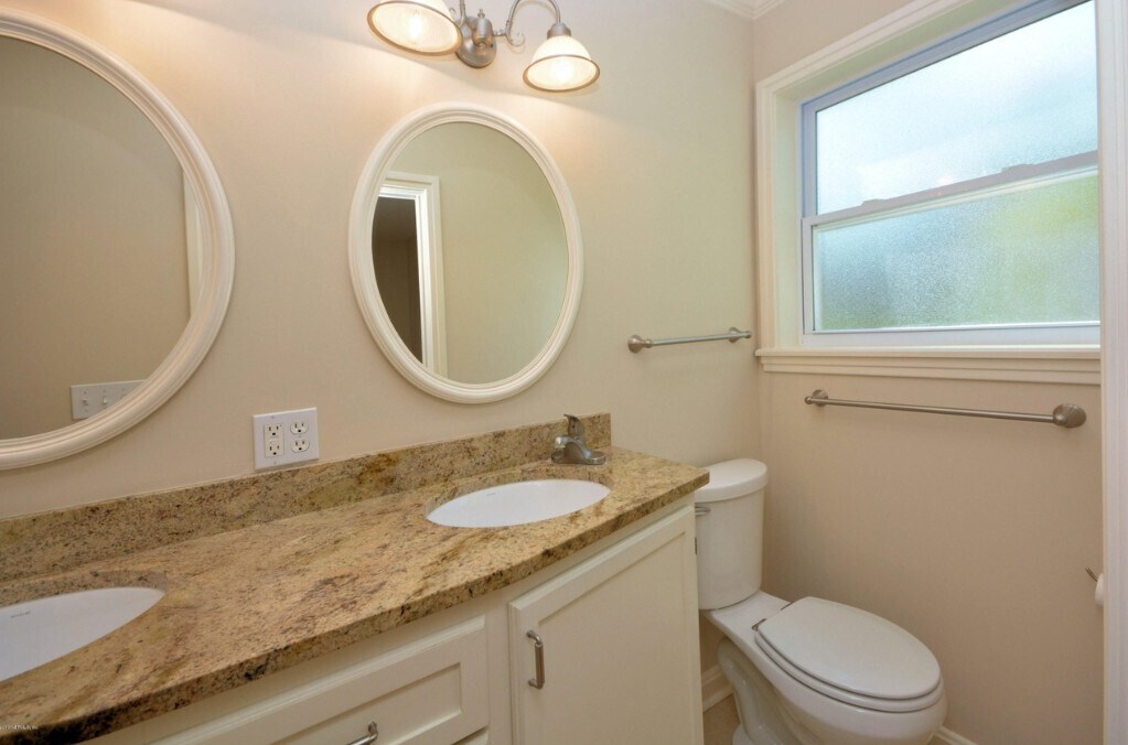 Building Photo - 4396 Gadsden Ct