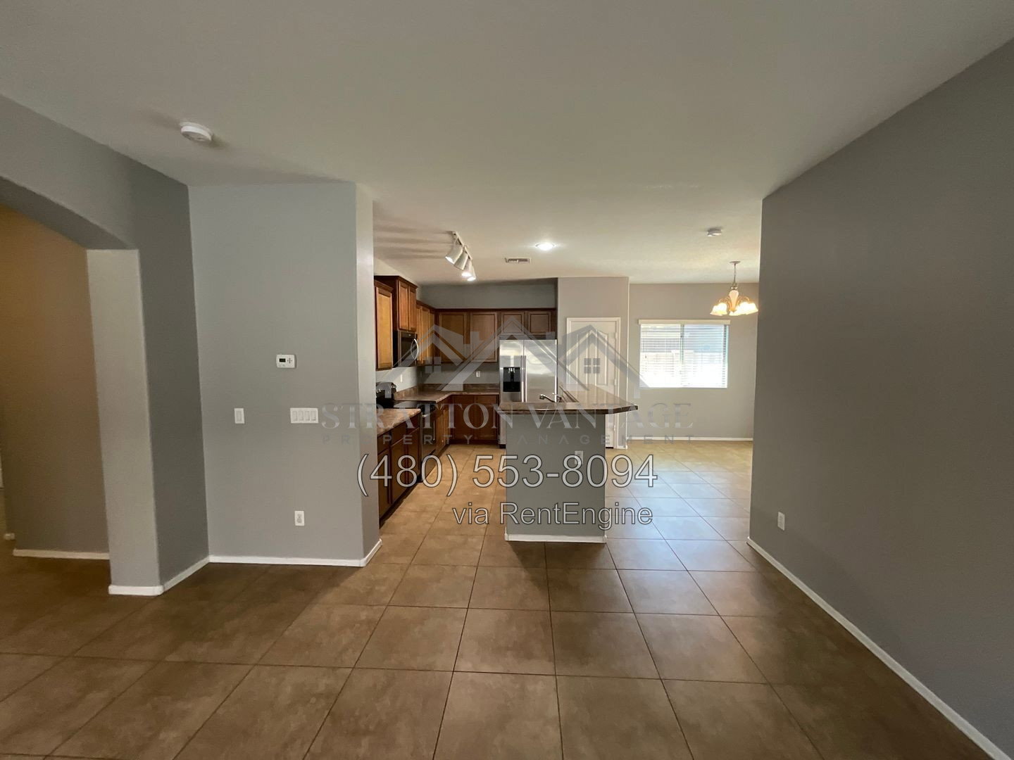 Building Photo - 11578 W Mountain View Dr