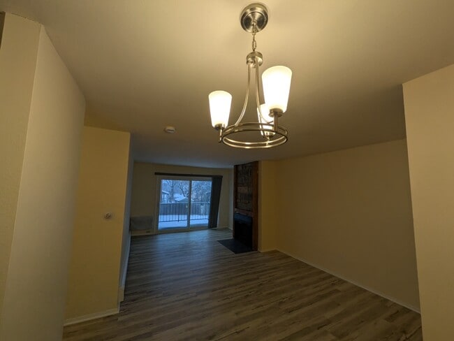 Building Photo - Cozy 1BR Apartment in the heart of Buffalo Grove – Heat Included | Unfurnished