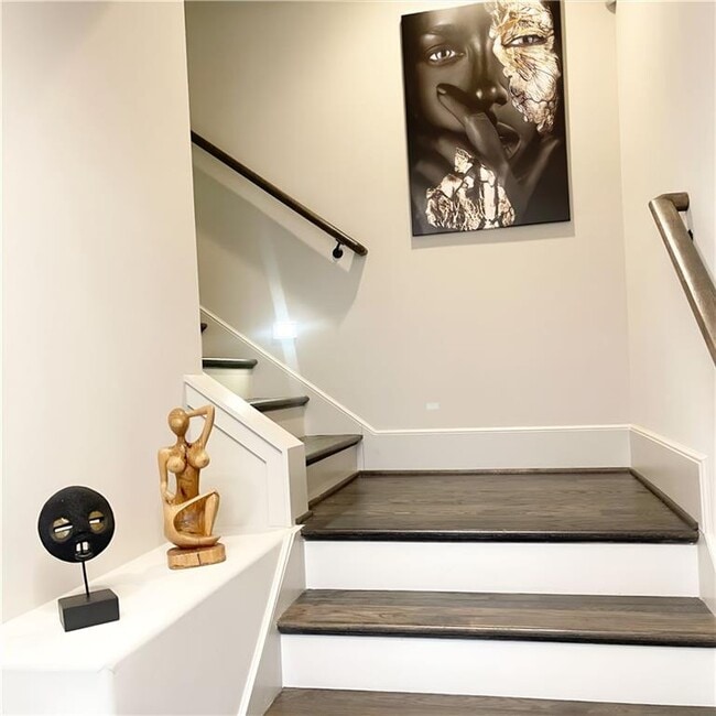 Building Photo - 26 Bass St SE