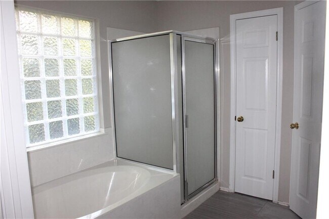 Building Photo - 7801 Varcella Trail