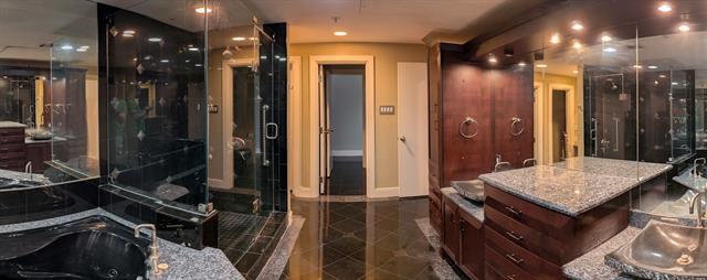 Building Photo - 5055 Addison Cir