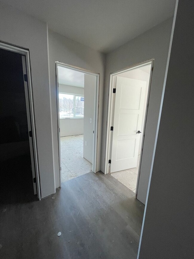 Building Photo - 7404 N Paw St