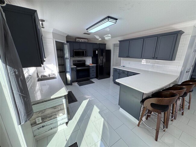 Building Photo - 4064 Sunny Day Way