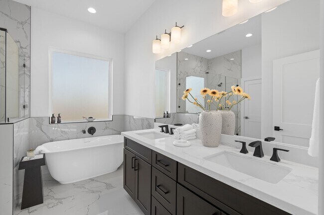 Building Photo - 8709 Ojeman Villas Dr