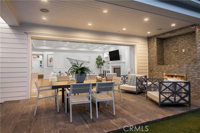 Building Photo - 5111 Greenbush Ave