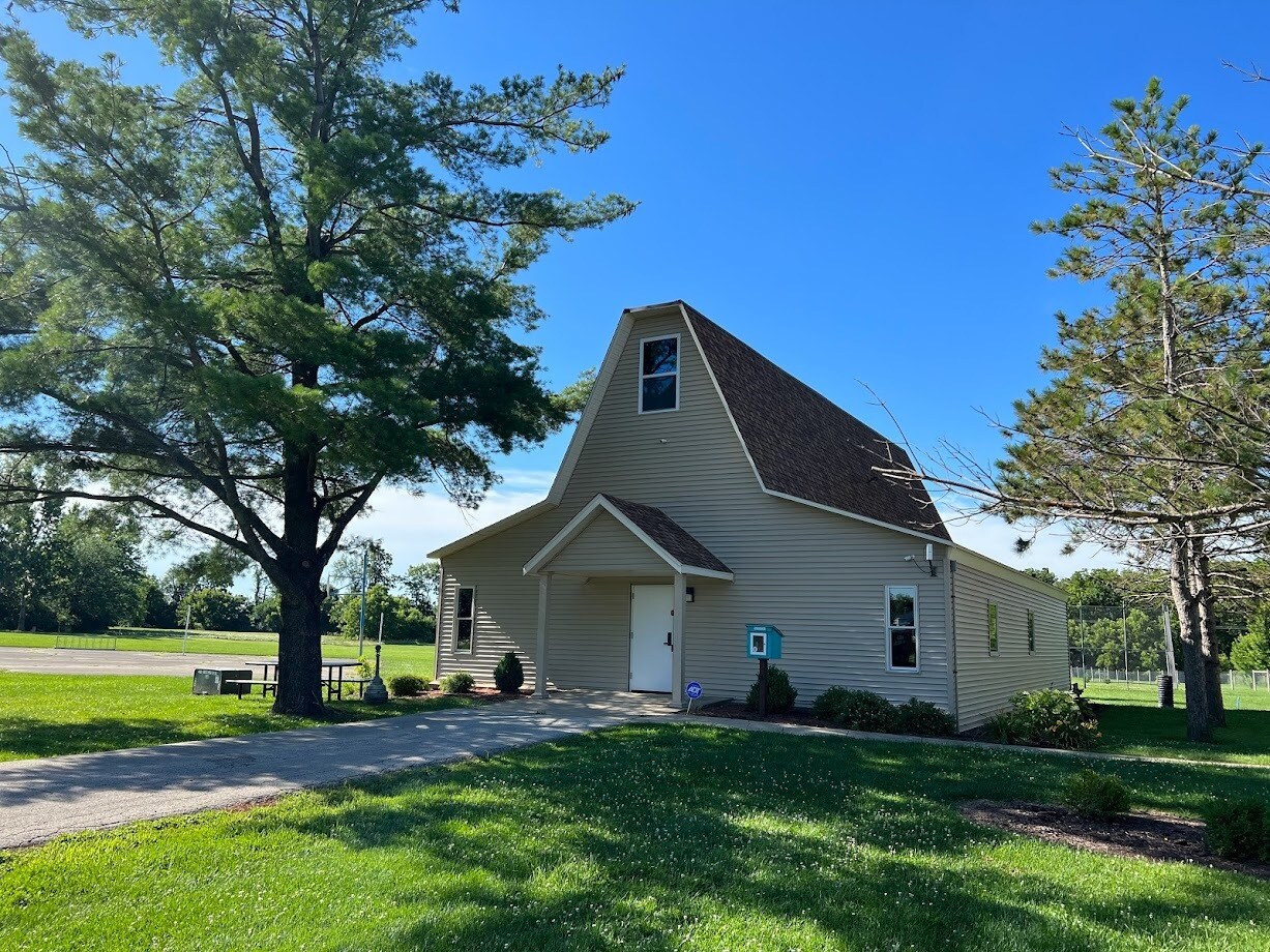 Candlewick (event space) - 118 Chanticleer Ln NE