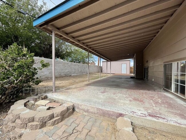 Building Photo - 3109 Greenbriar Ave