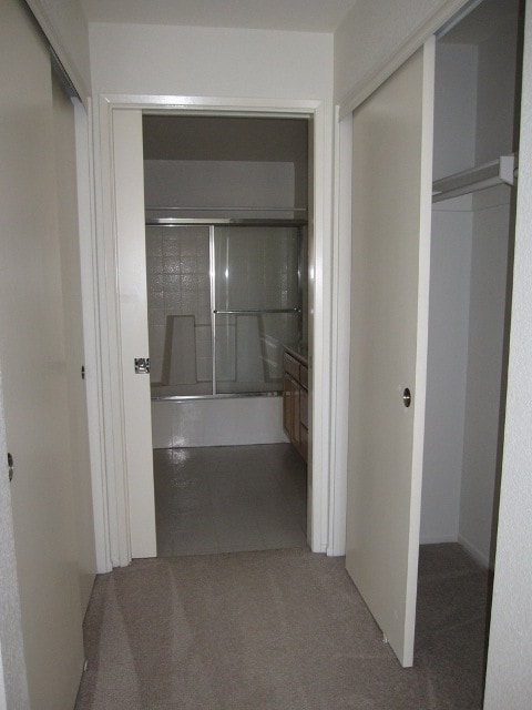 Building Photo - 2 bedroom 2 bath Upper Level Condo