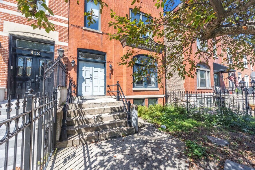 Building Photo - 908 S Bell Ave
