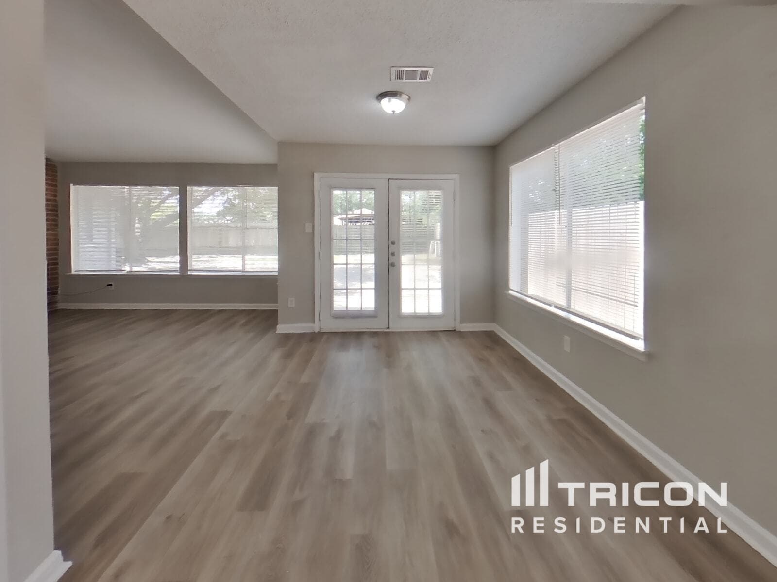 Building Photo - 7434 Tetela Dr