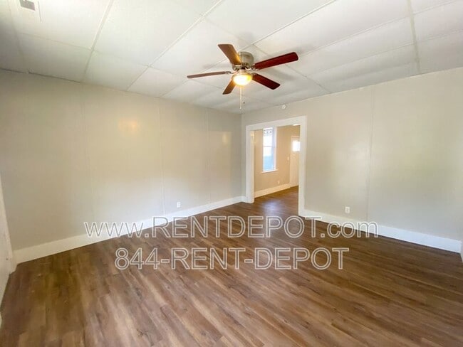 Building Photo - 1019 N Garvin St