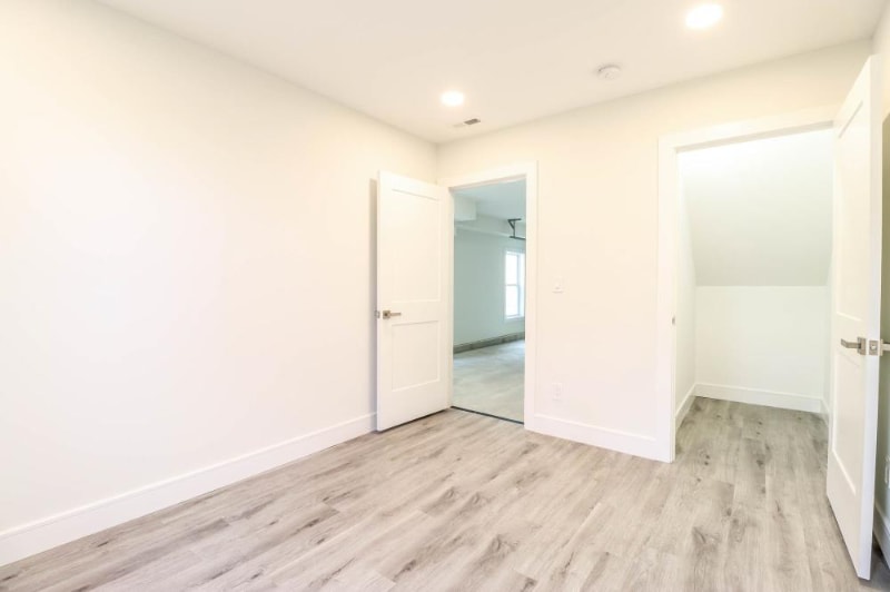 Building Photo - 69 Lanesville Rd