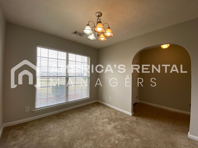 Building Photo - Home for Rent in Montgomery with Fenced in Backyard!!! New LVP Flooring! View with 48 Hours Notic...