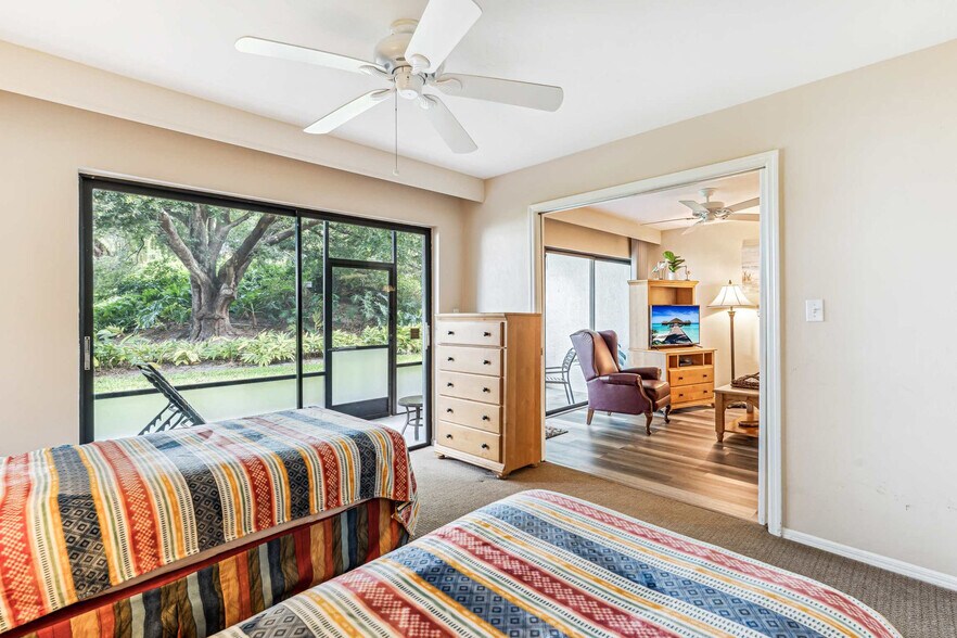 Building Photo - 600 Neapolitan Way