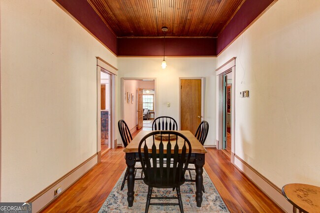 Building Photo - 127 Wilkins Rd