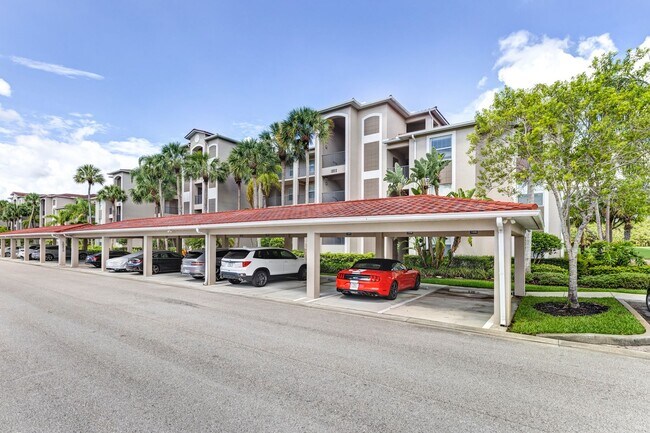 Building Photo - ** HERITAGE BAY ** 2 BED / 2 BATH - CONDO - GOLF MEMBERSHIP - ANNUAL OR SHORT TERM RENTAL