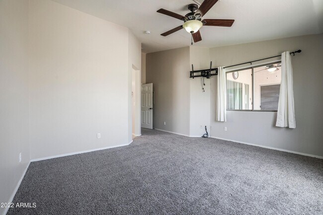 Building Photo - 16462 W Sandra Ln