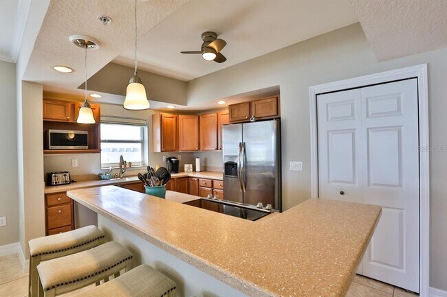 Building Photo - 711 S Atlantic Ave