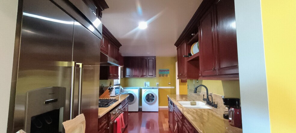 Building Photo - 21323 Conradi Ave