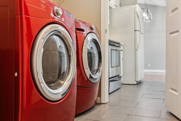 Building Photo - 157 Oak Tree Dr