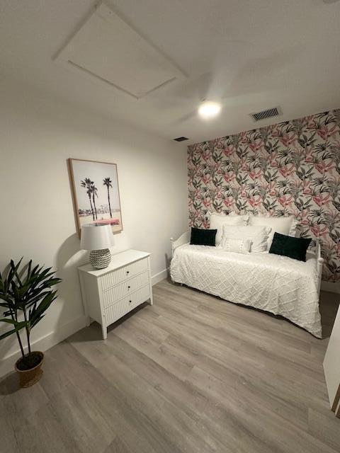 Building Photo - 526 Eastwind Dr