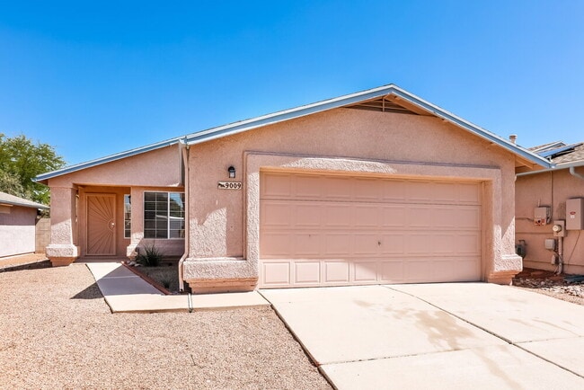 Building Photo - 9009 E Kinross Dr