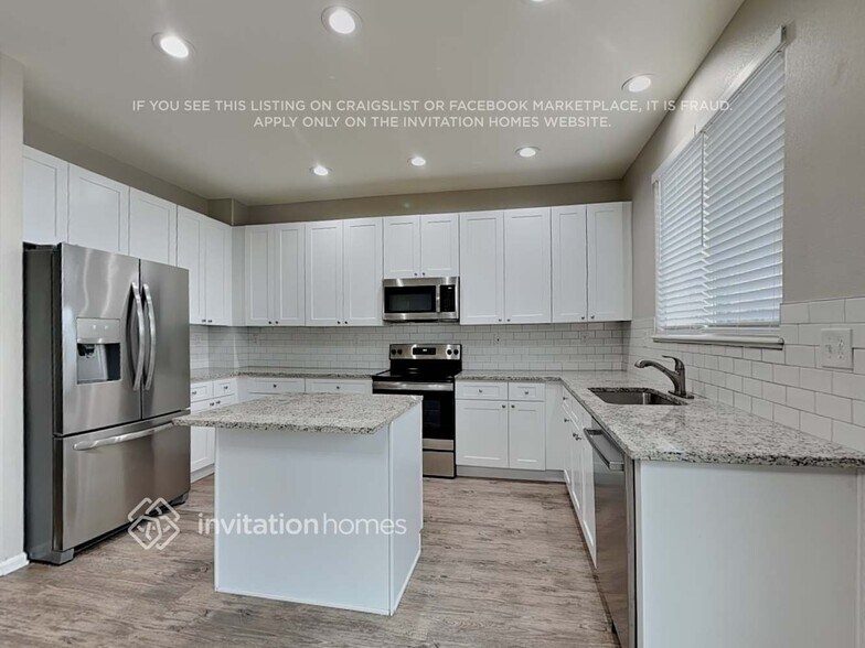 Building Photo - 1828 Silver Meadow Cir