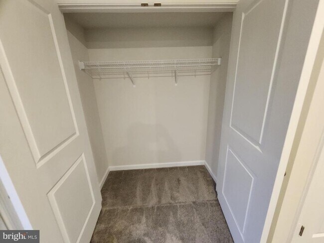 Building Photo - 117 Canning Rd