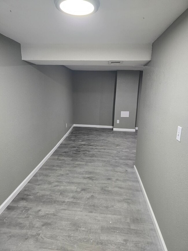 Building Photo - Wont last long