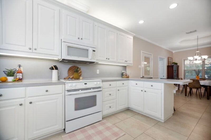 Building Photo - 1531 E Austin St