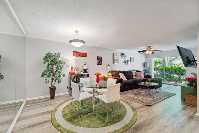 Building Photo - 3325 Bayshore Blvd