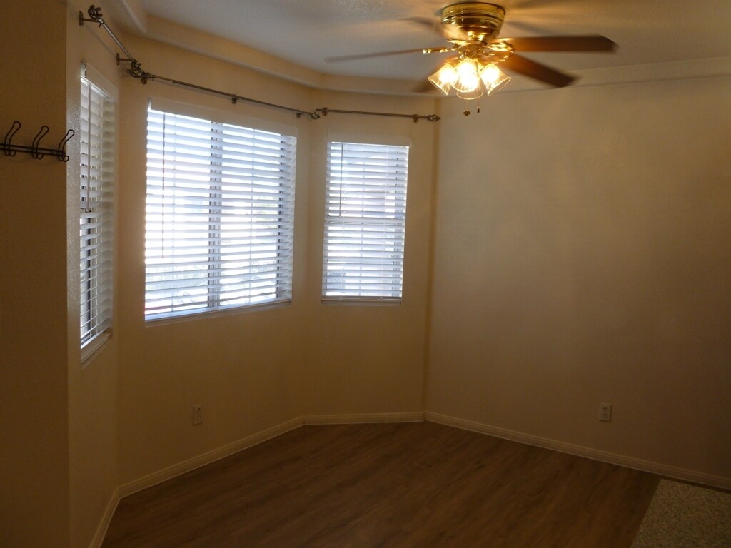 Building Photo - 8410 Eldora Ave