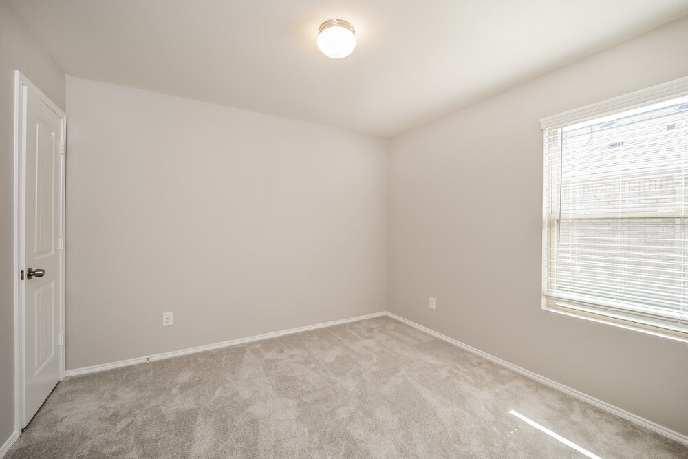 Building Photo - 1617 Westfall Dr