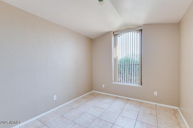 Building Photo - 9346 E Plana Ave