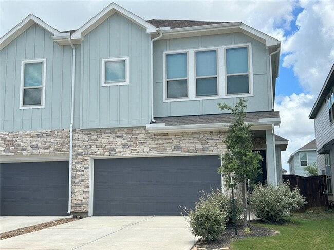 Primary Photo - 4131 Balboa Dr