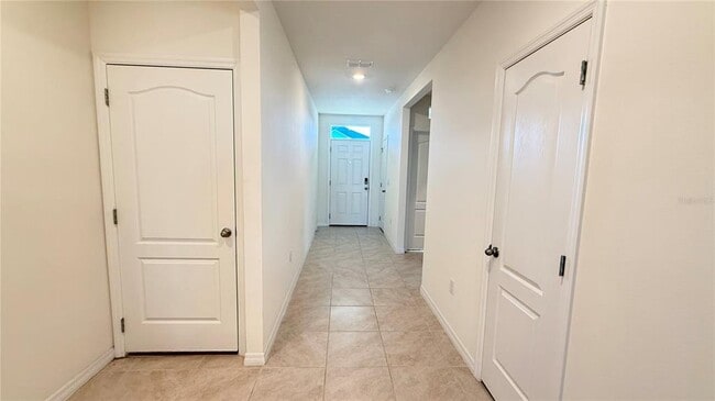 Building Photo - 1003 Cascade Dr