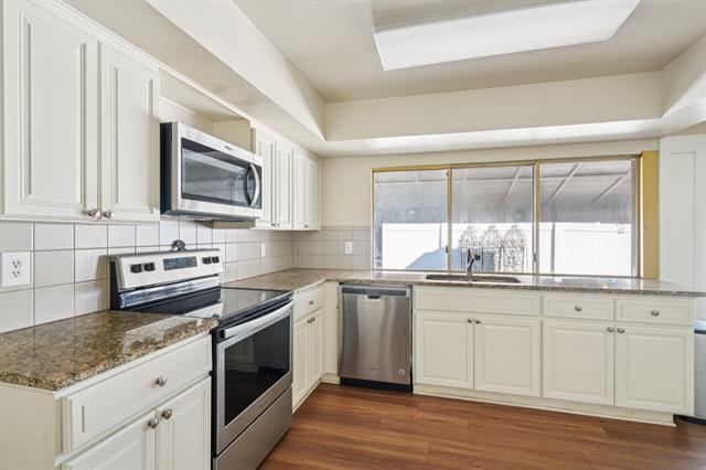 Building Photo - 2818 Ripplewood Dr