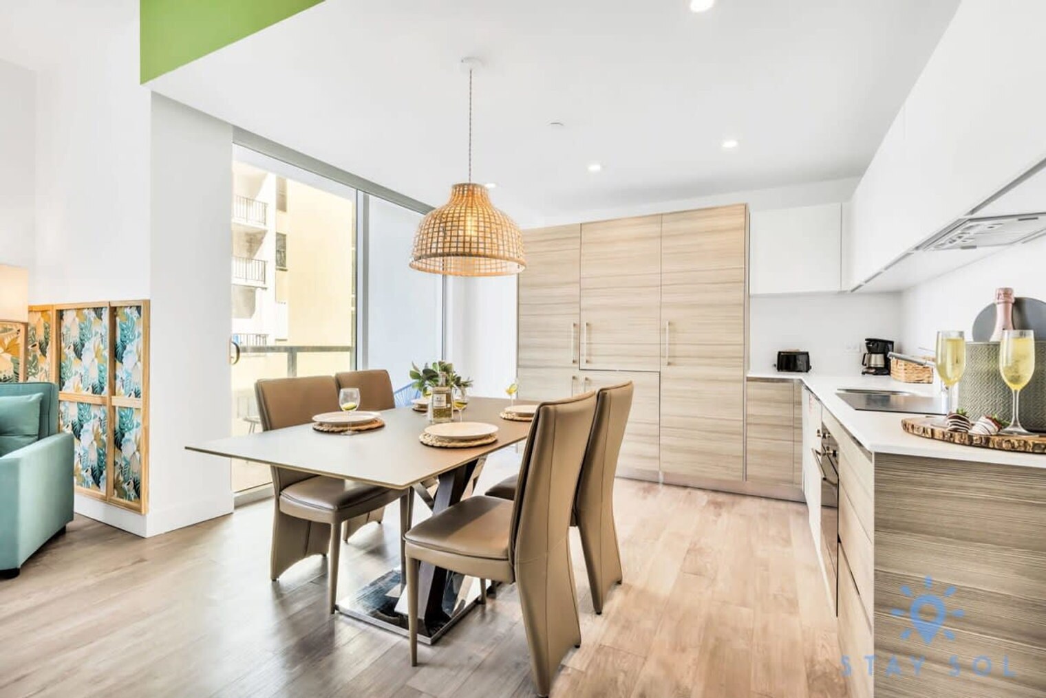 Building Photo - 777 N Ocean Dr