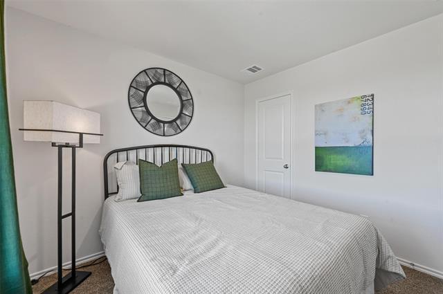 Building Photo - 302 Arbor Dr