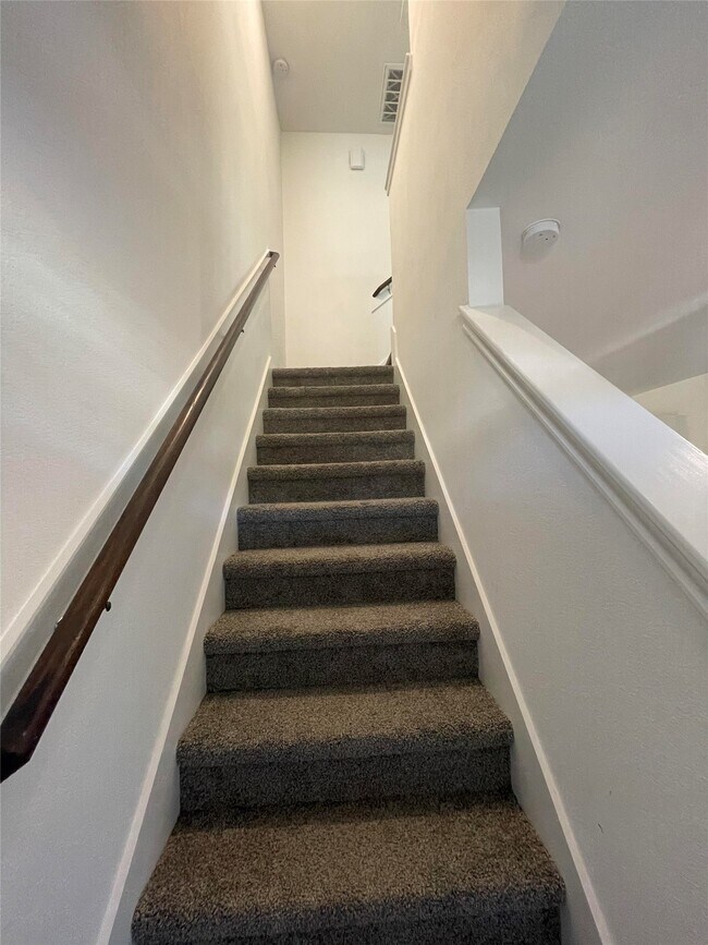 Building Photo - 9718 Marie Vlg Ct