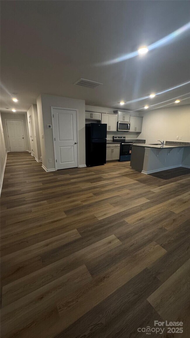 Building Photo - 4116 Lurelin Ln