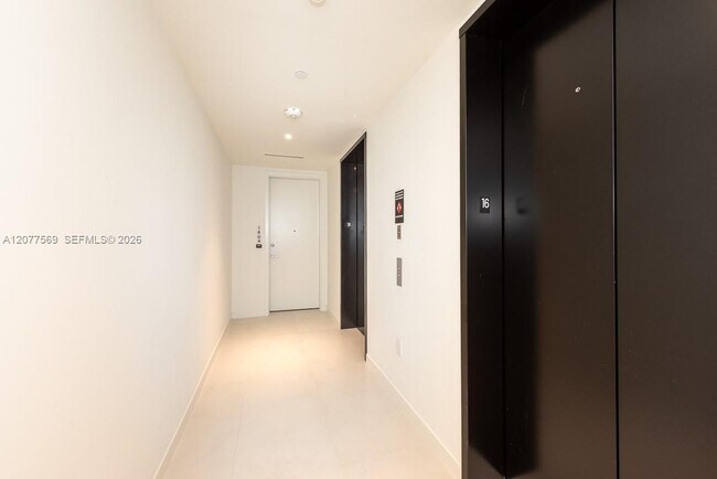 Building Photo - 1400 Biscayne Blvd