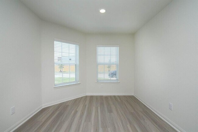 Building Photo - 20742 Nala Bear Dr
