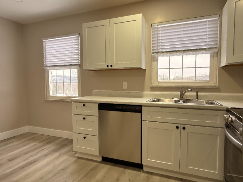 Building Photo - 714 Pershing St