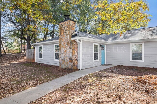 Building Photo - 2020 Whitfield St