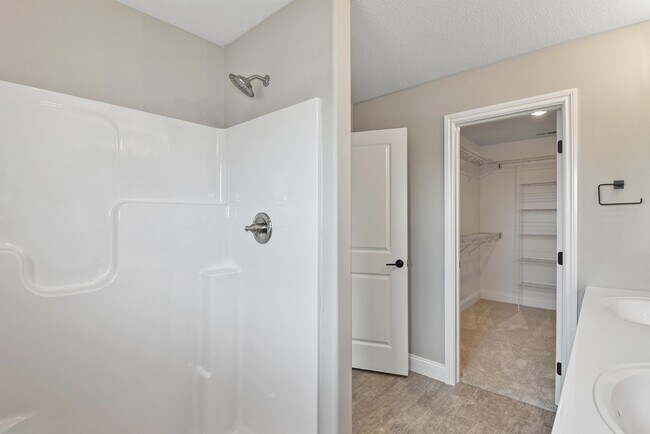 Building Photo - 622 Rapp Dr